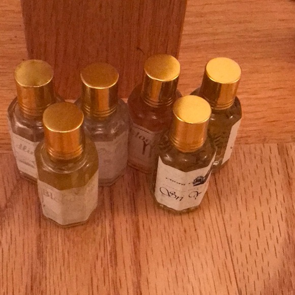 💝Oudh of Royal Bloodline Oud of Heaven or Goddess Worship Body Oil/Attar - Picture 1 of 6